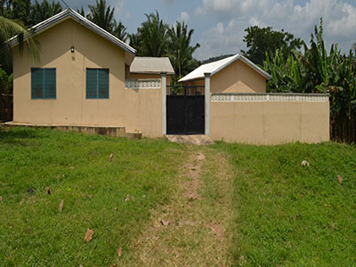 teachers bangalow akwakupom